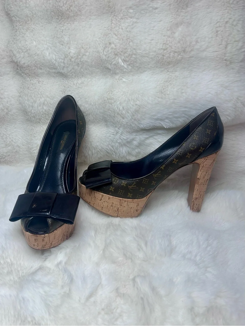 Louis Vuitton Rivoli Monogram Cork Platform Bow Pumps Size 38